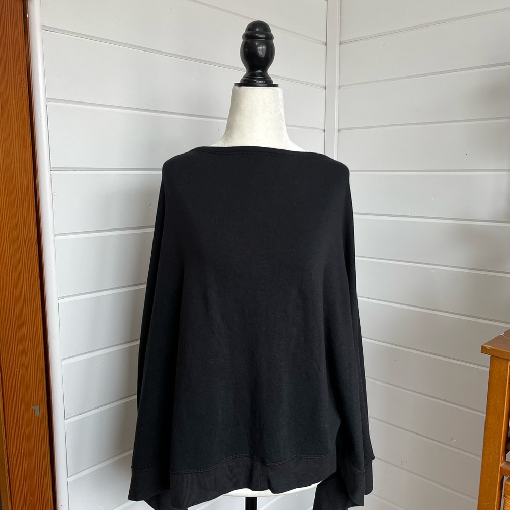 Stella & Dot Ladies Poncho, Black, Size 1X, NWT, Oversized & versatile